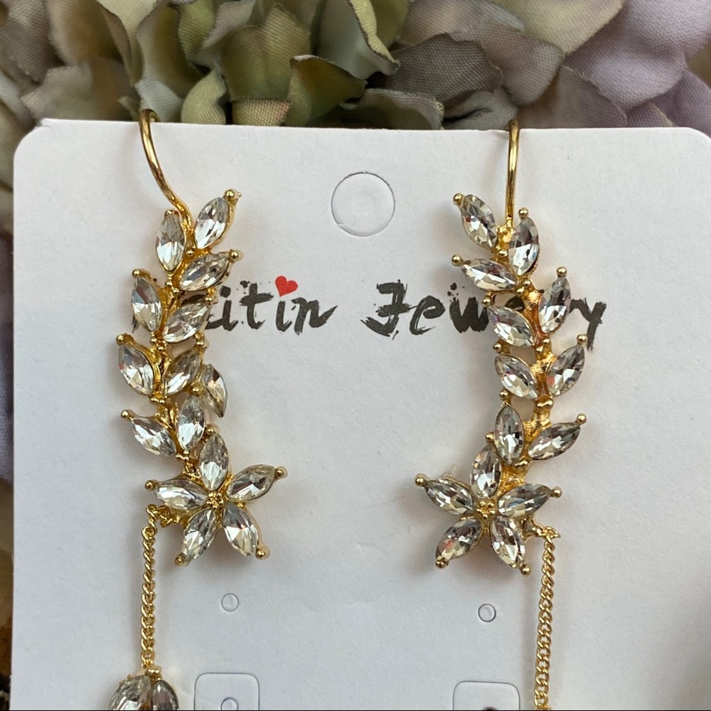 Gold Crystal Flower Ear Cuff Dangle Earring - Picture 9 of 11